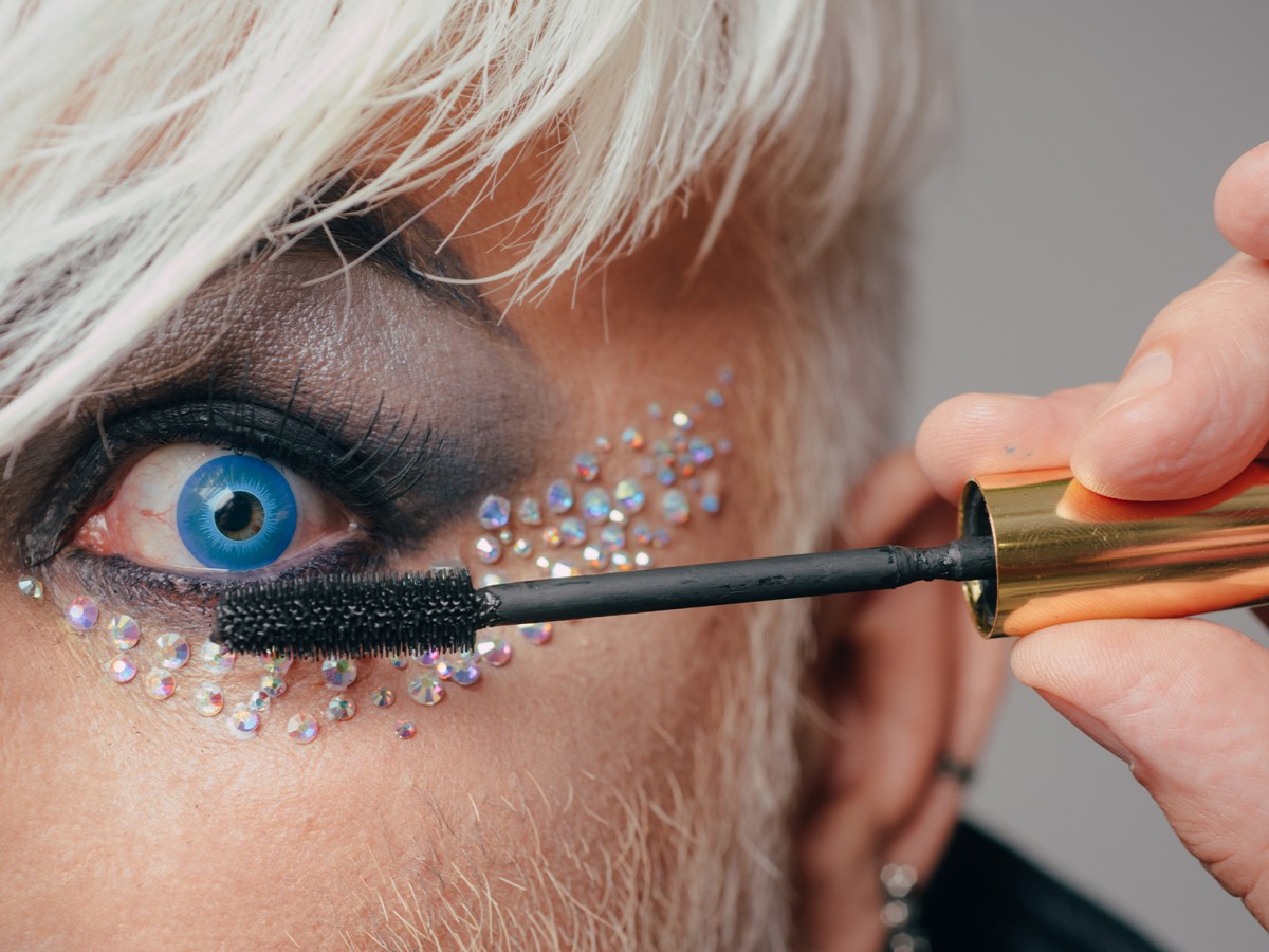 10 steps for beginning your journey to becoming a drag performer